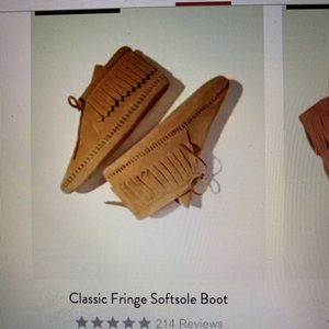 Classic fringe soft sole boot
